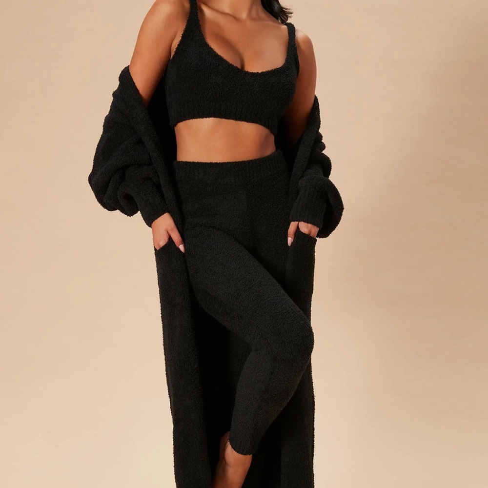 Fashion Nova’s comfy cozy 3 piece set in black. Size small. 50% off!